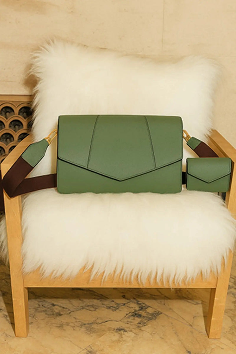 Yeşil Cüzdan Detaylı Kadın Çanta  Mısırlı 1951