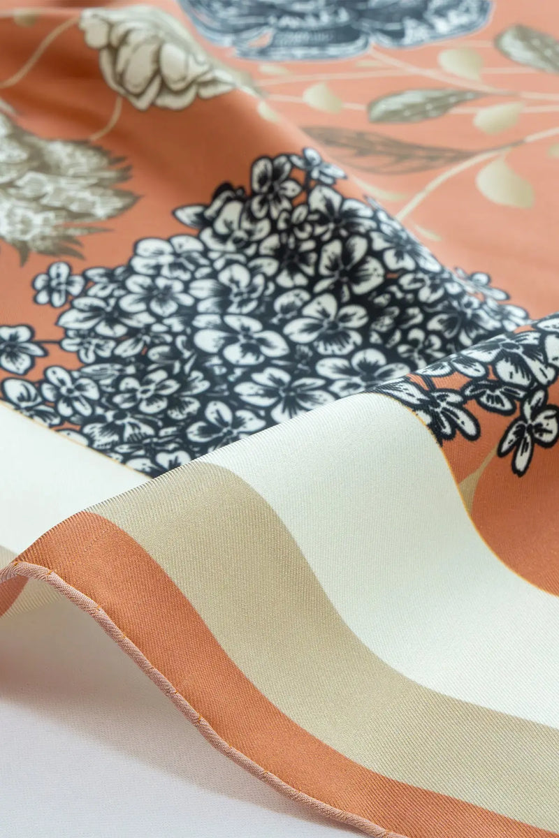 Yavruağzı Amber Çiçek Bahçesi İpek Eşarp  Mısırlı 1951