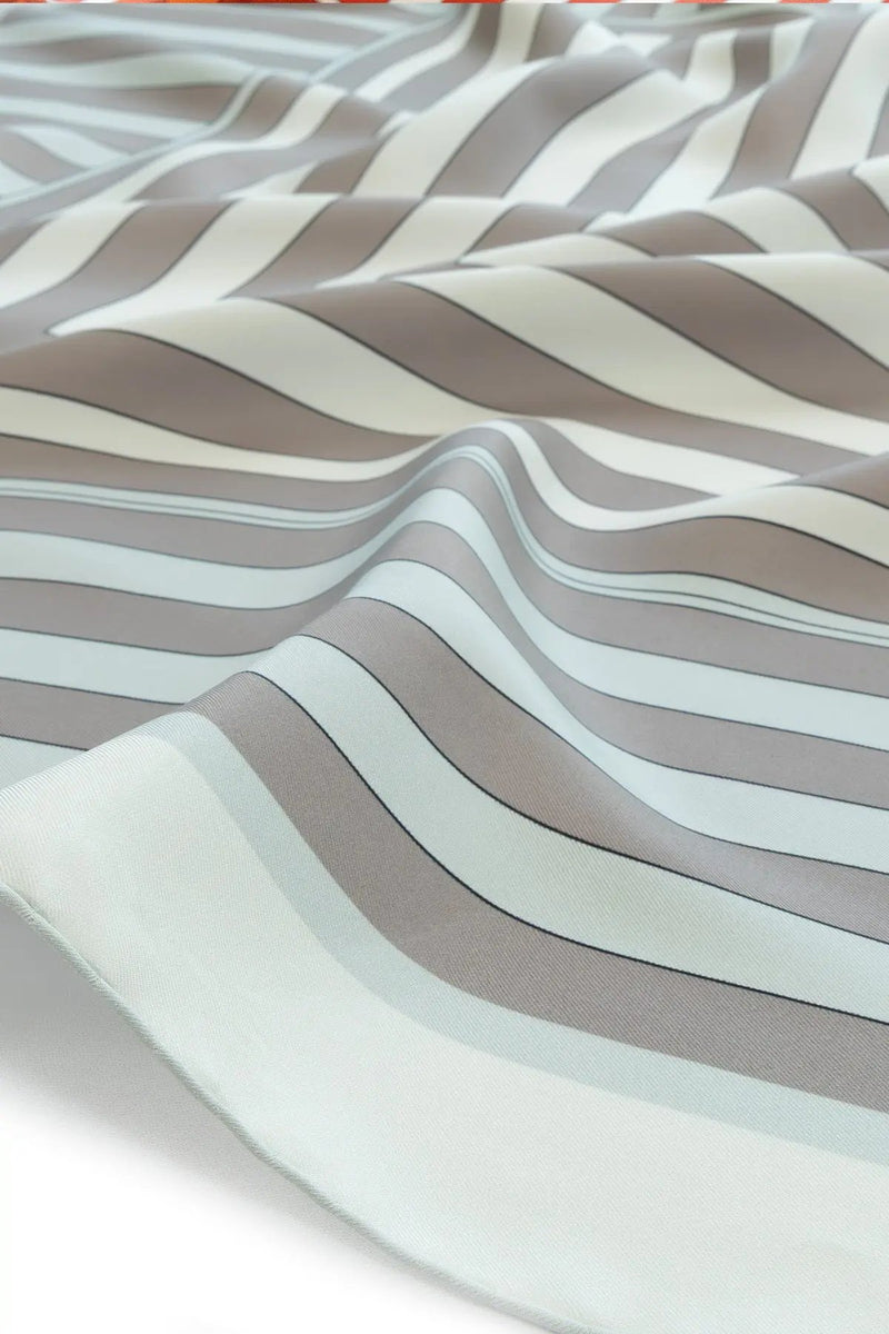 Gri Geometrik Çizgili İpek Eşarp  Mısırlı 1951