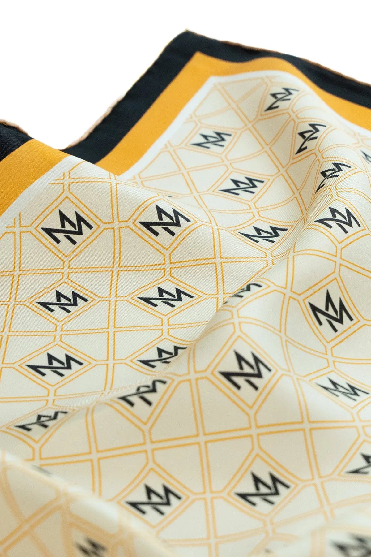 Oranj Siyah Monogram Desenli İpek Eşarp  Mısırlı 1951