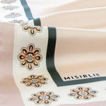 Pembe Kenarı Çiçek Desenli İpek Şal  Mısırlı 1951