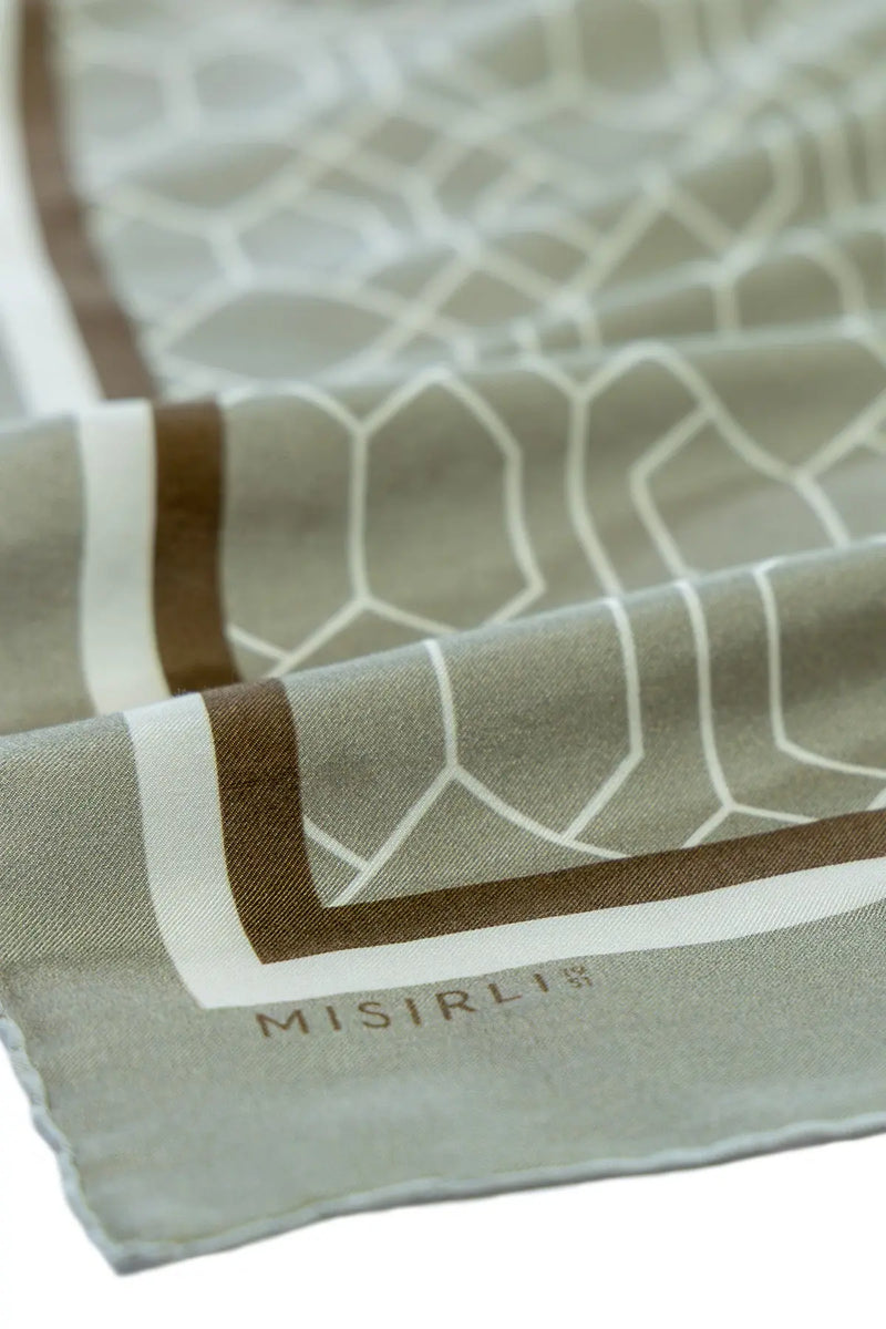 Taş Açık Gri Geometrik Desenli İpek Şal  Mısırlı 1951