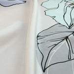 Açık Gri İri Çiçek Baskılı İpek Eşarp  Mısırlı 1951