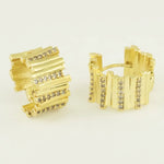 Gold Taş Detaylı Asimetrik Halka Küpe  Mısırlı 1951