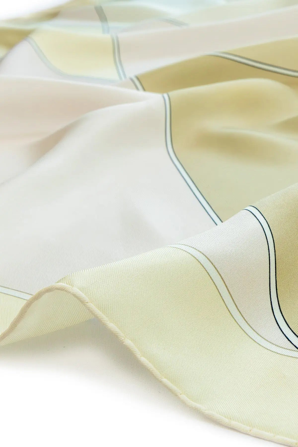 Ekru Camel Renk Bloklu İpek Eşarp  Mısırlı 1951