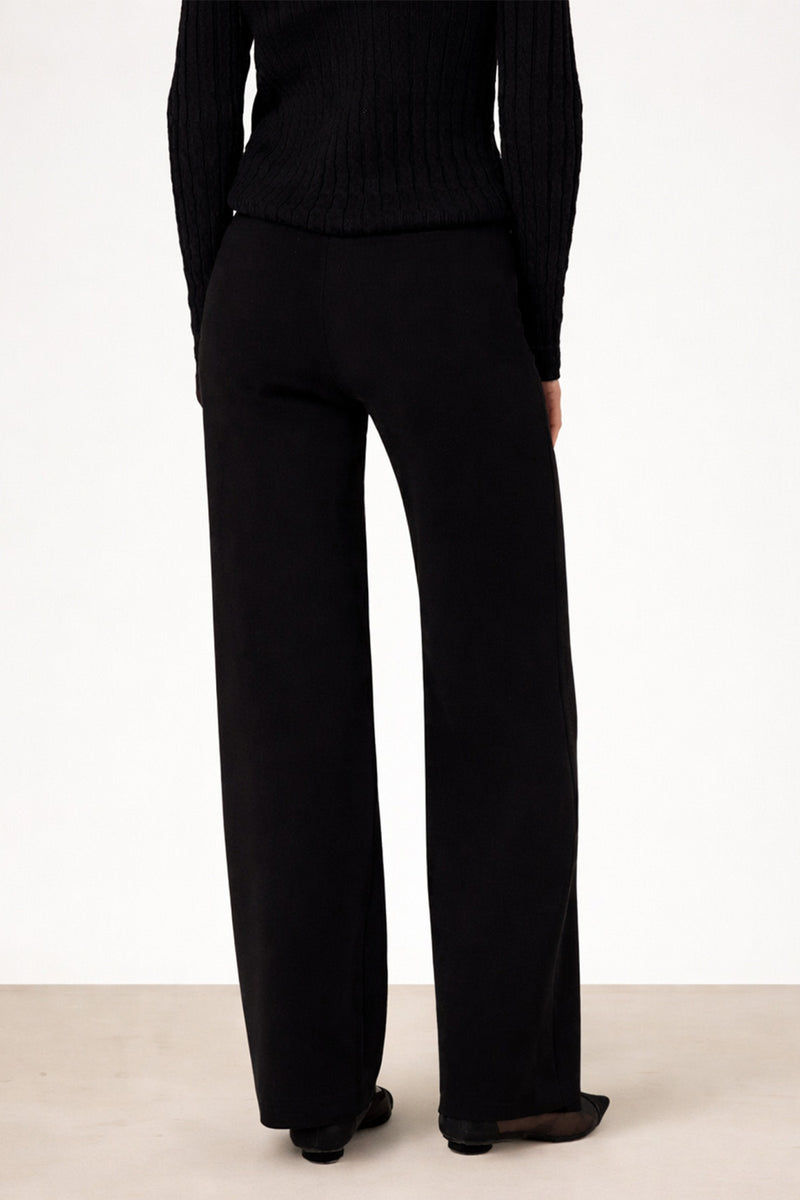 Siyah Cep Detaylı Fermuarlı Kadın Pantolon