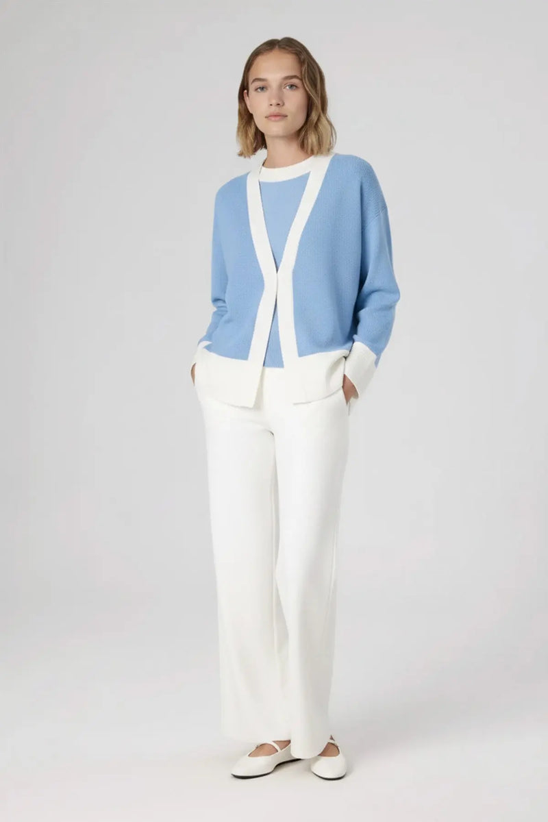 Açık Mavi Beyaz Manşetli V Yaka Kadın Hırka  Mısırlı 1951