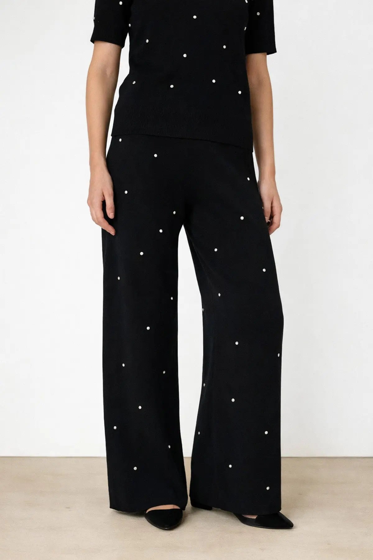 Siyah Taş İşlemeli Bol Paça Kadın Pantolon - Mısırlı 1951