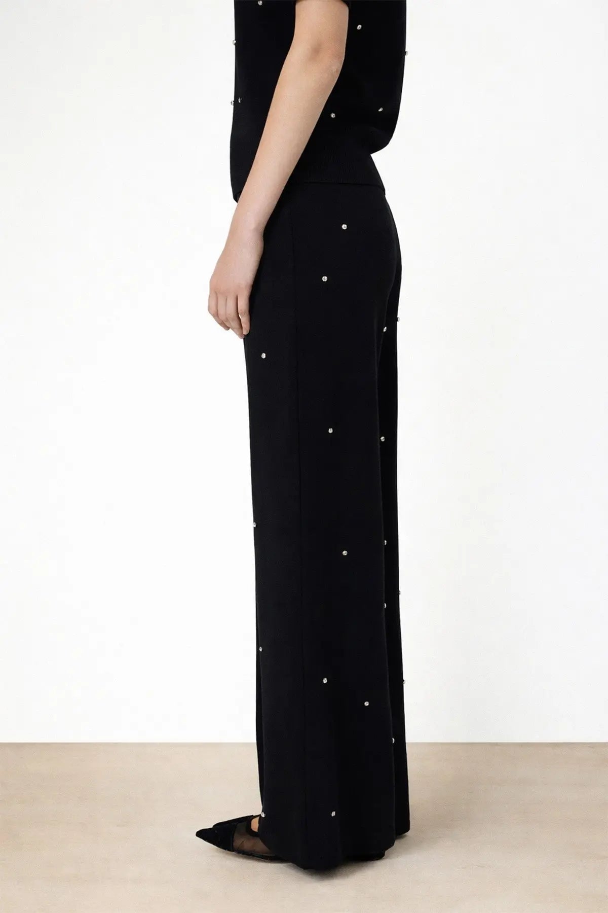 Siyah Taş İşlemeli Bol Paça Kadın Pantolon - Mısırlı 1951