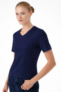 Lacivert V Yaka Kısa Kollu Kadın Tişört