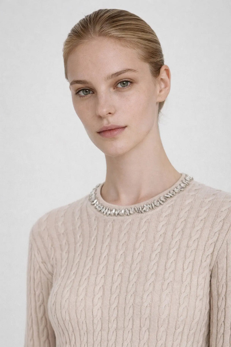 Açık Bej Yakası Taş İşlemeli Kadın Kazak  Mısırlı 1951