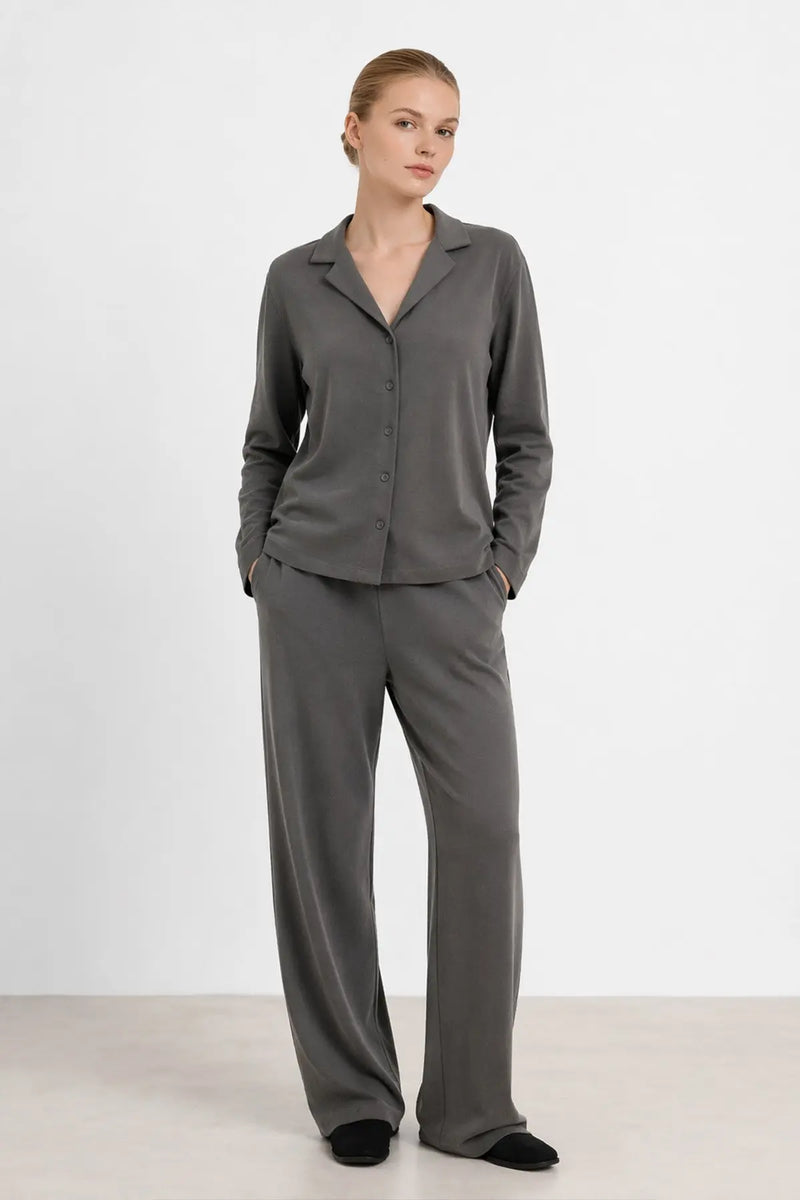 Koyu Gri V Yaka Kadın Gömlek