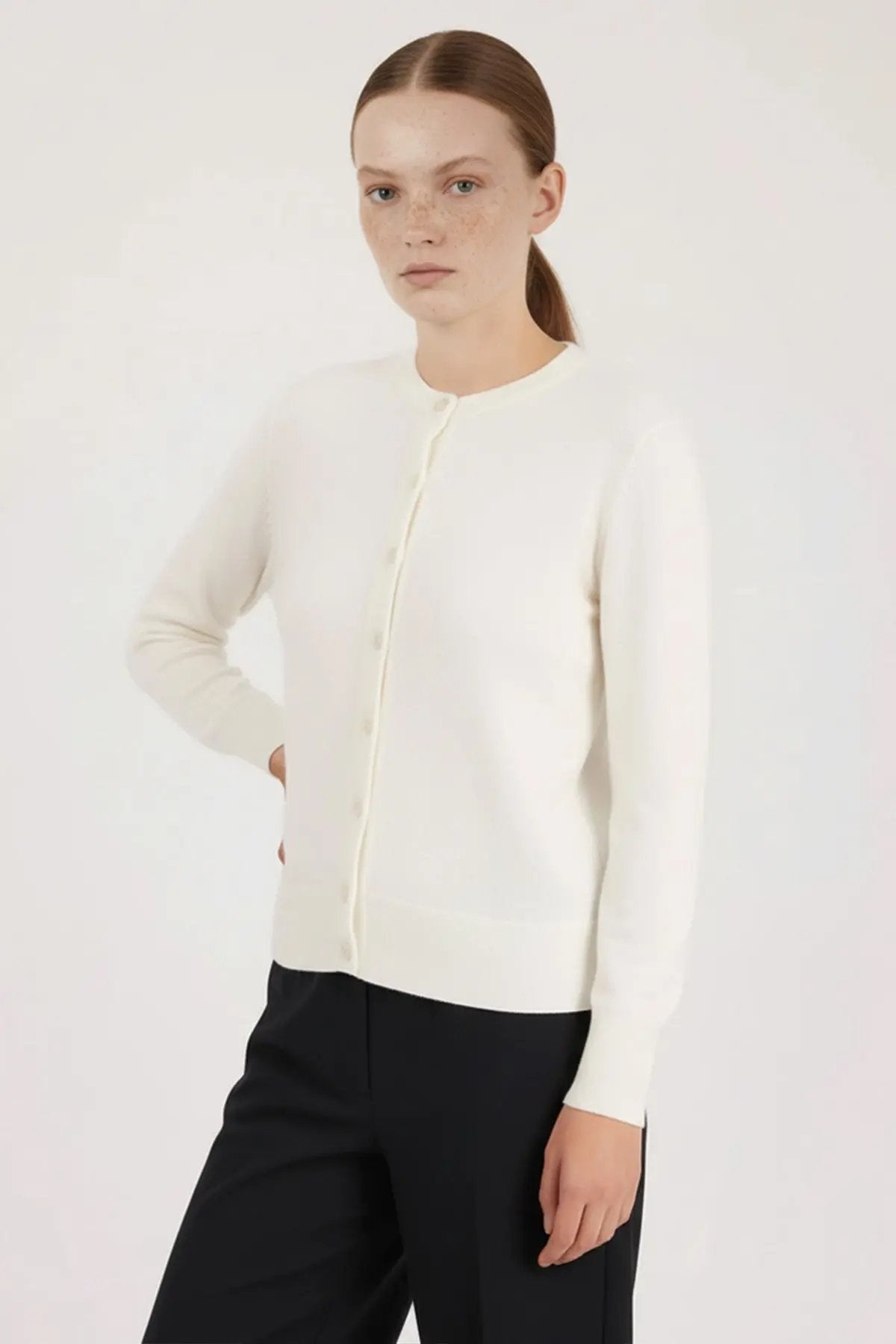 Ekru Bisiklet Yaka Düğmeli Kadın Hırka  Mısırlı 1951