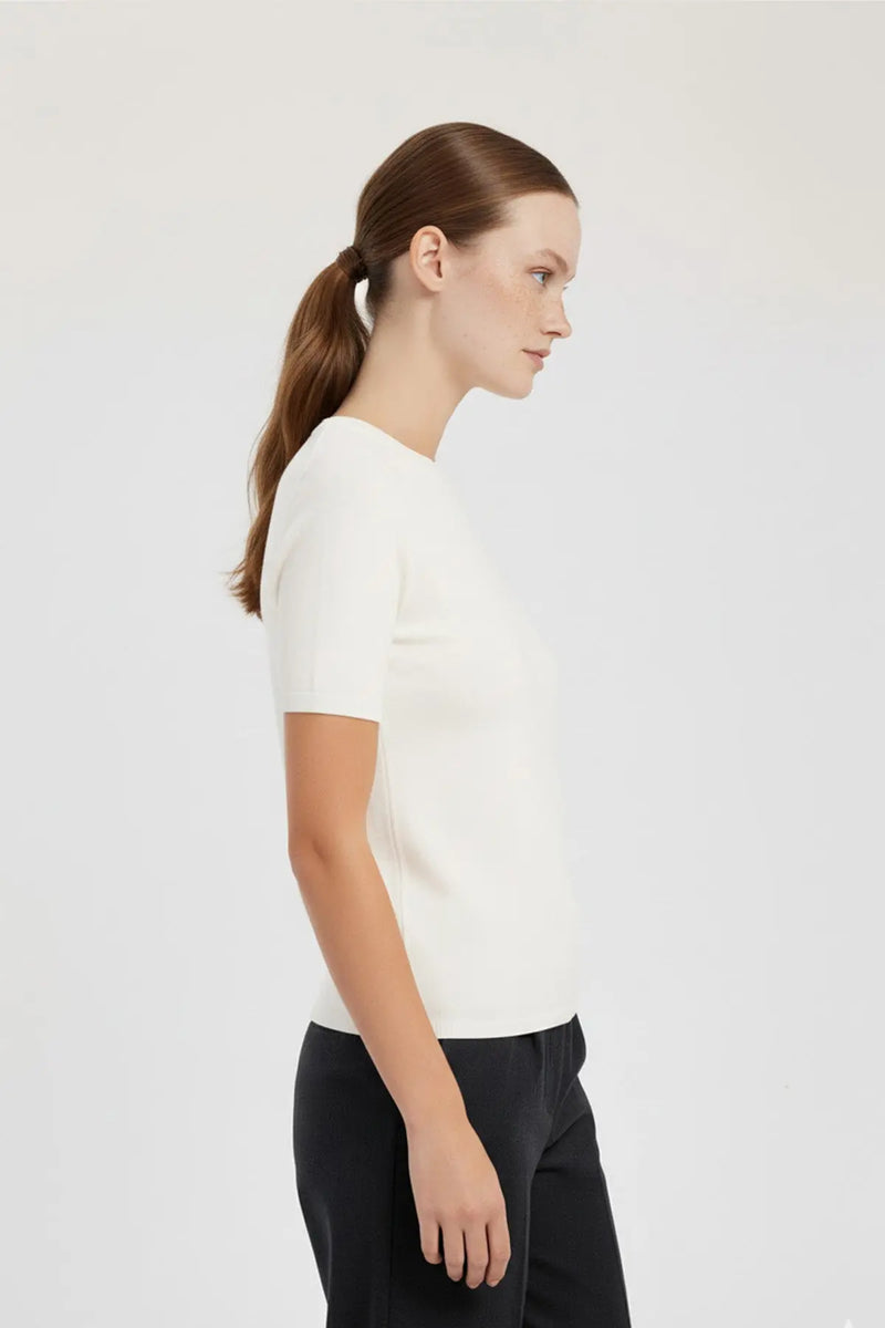 Ekru Bisiklet Yaka Kadın Tişört  Mısırlı 1951