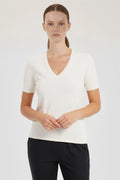Ekru V Yaka Kadın Tişört