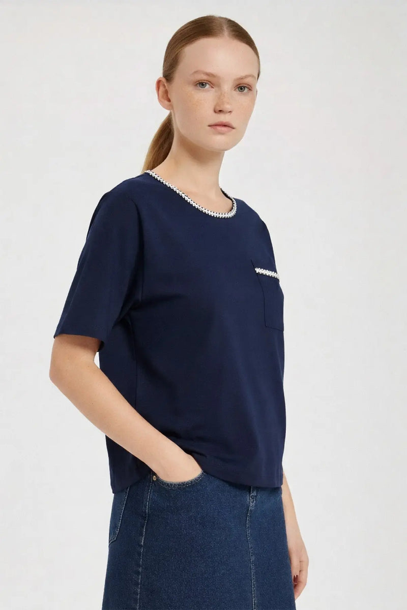 Lacivert Bordür Detaylı Kısa Kollu Kadın Tişört  Mısırlı 1951