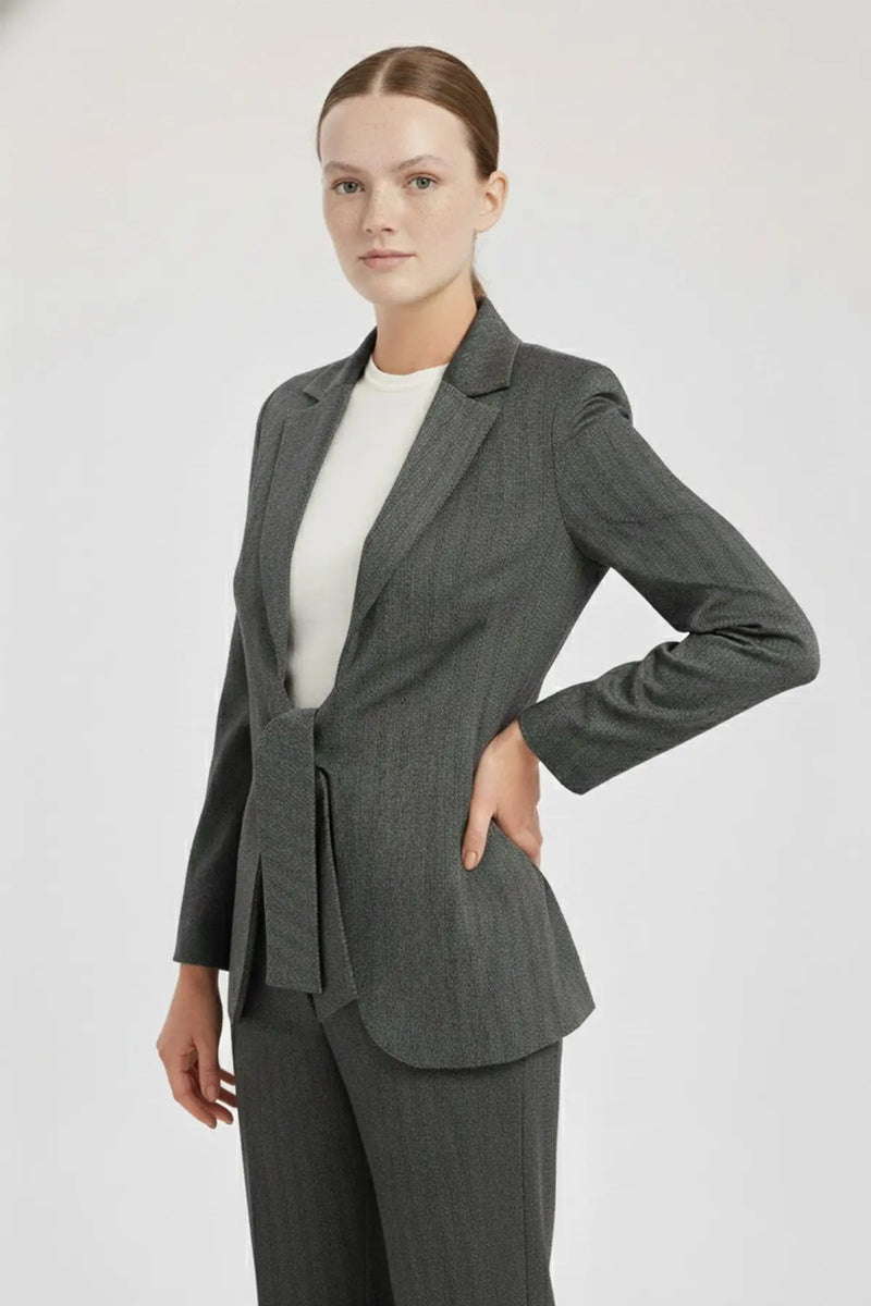 Koyu Gri Önü Bağlama Detaylı Kadın Ceket  Mısırlı 1951