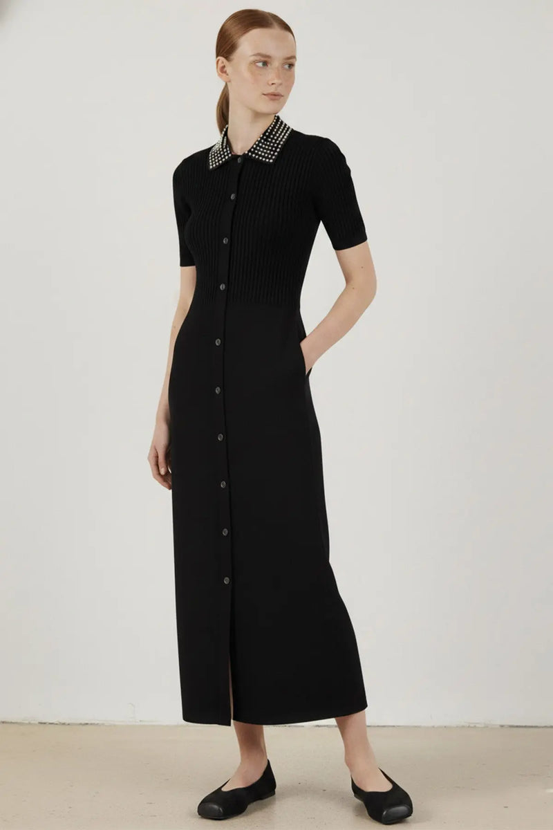 Siyah İnci Detaylı Önden Düğmeli Elbise  Mısırlı 1951