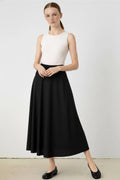 Siyah Pileli Kloş Midi Etek
