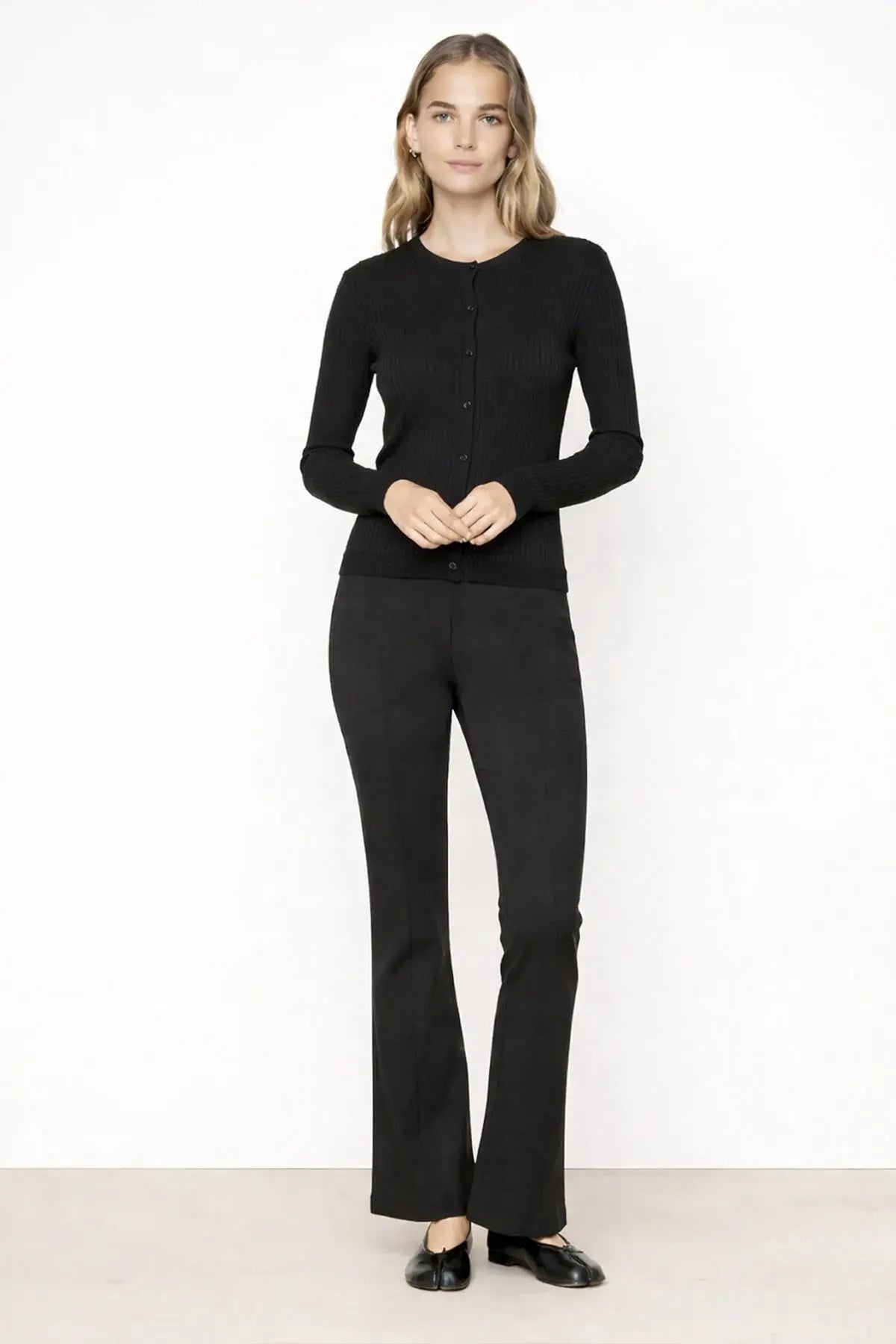 Siyah Geniş Paça Crop Kadın Pantolon - Mısırlı 1951