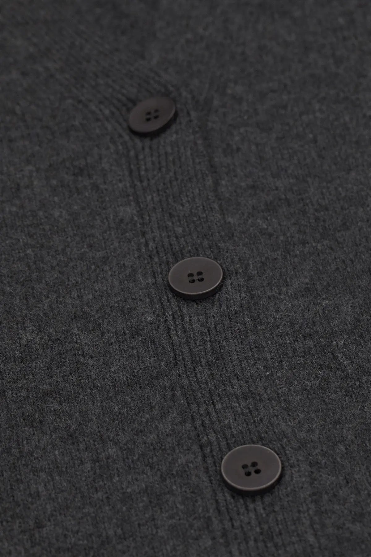 Koyu Gri Düğmeli Midi Kadın Hırka  Mısırlı 1951