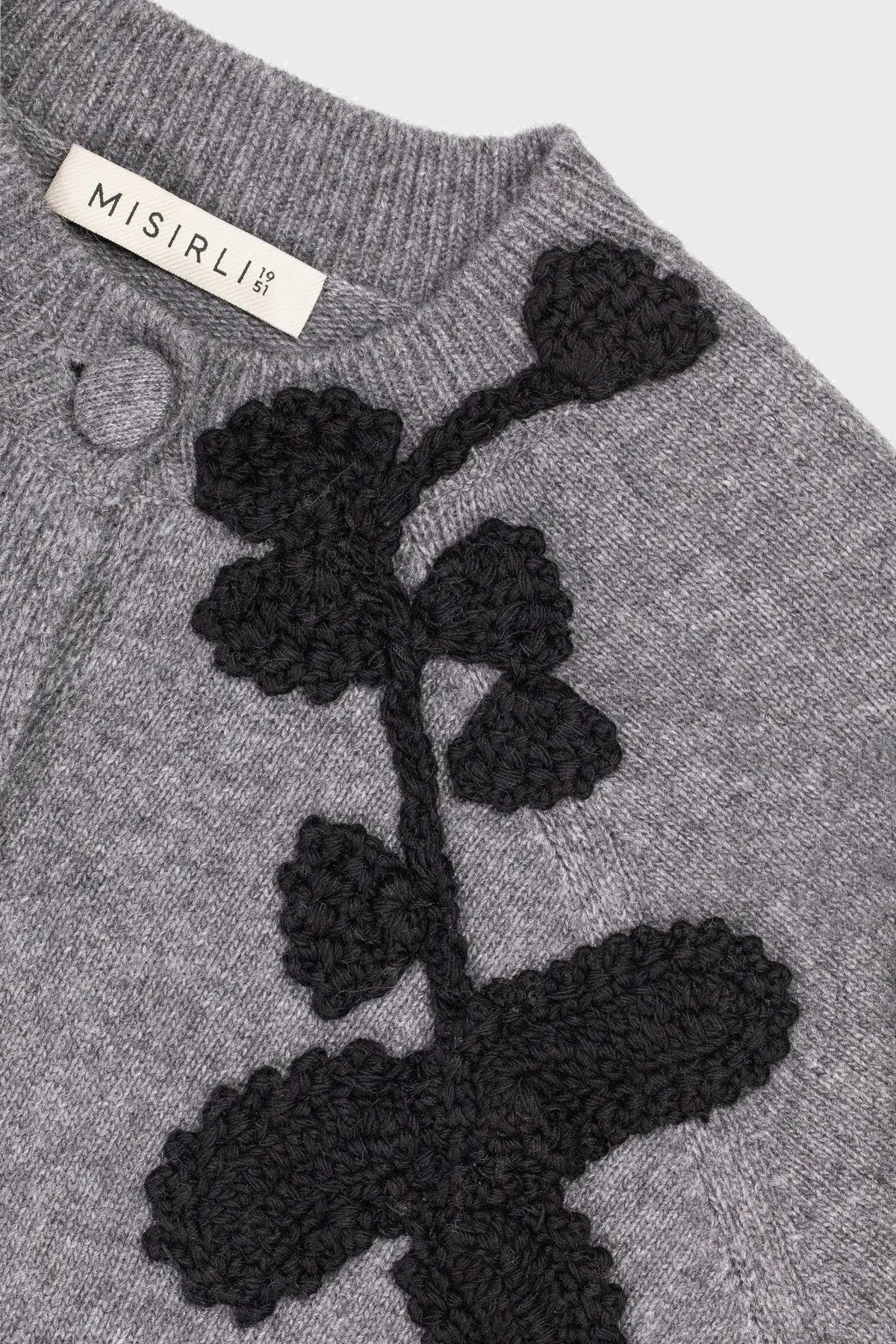 Gri Siyah Yaprak İşlemeli Kadın Hırka  Mısırlı 1951