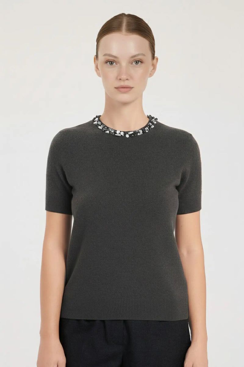 Koyu Gri Taş ve Boncuk İşlemeli Kadın Kazak  Mısırlı 1951