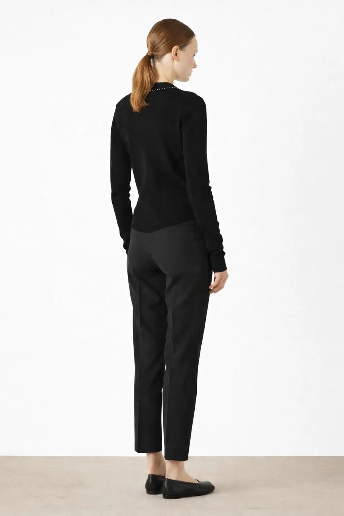 Siyah Yakası İnci Detaylı Kadın Kazak  Mısırlı 1951