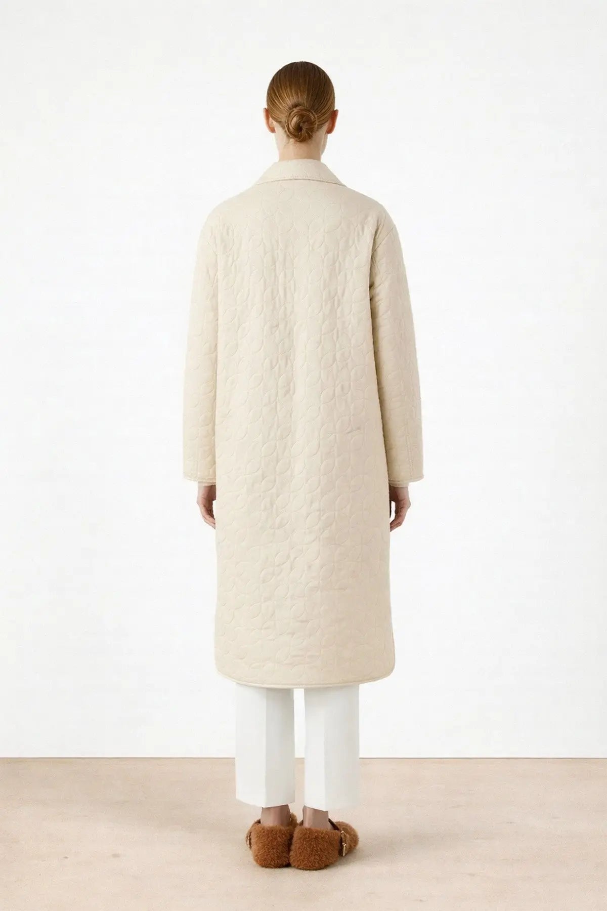 Ekru Kapitone Cep Detaylı Kadın Kaban  Mısırlı 1951