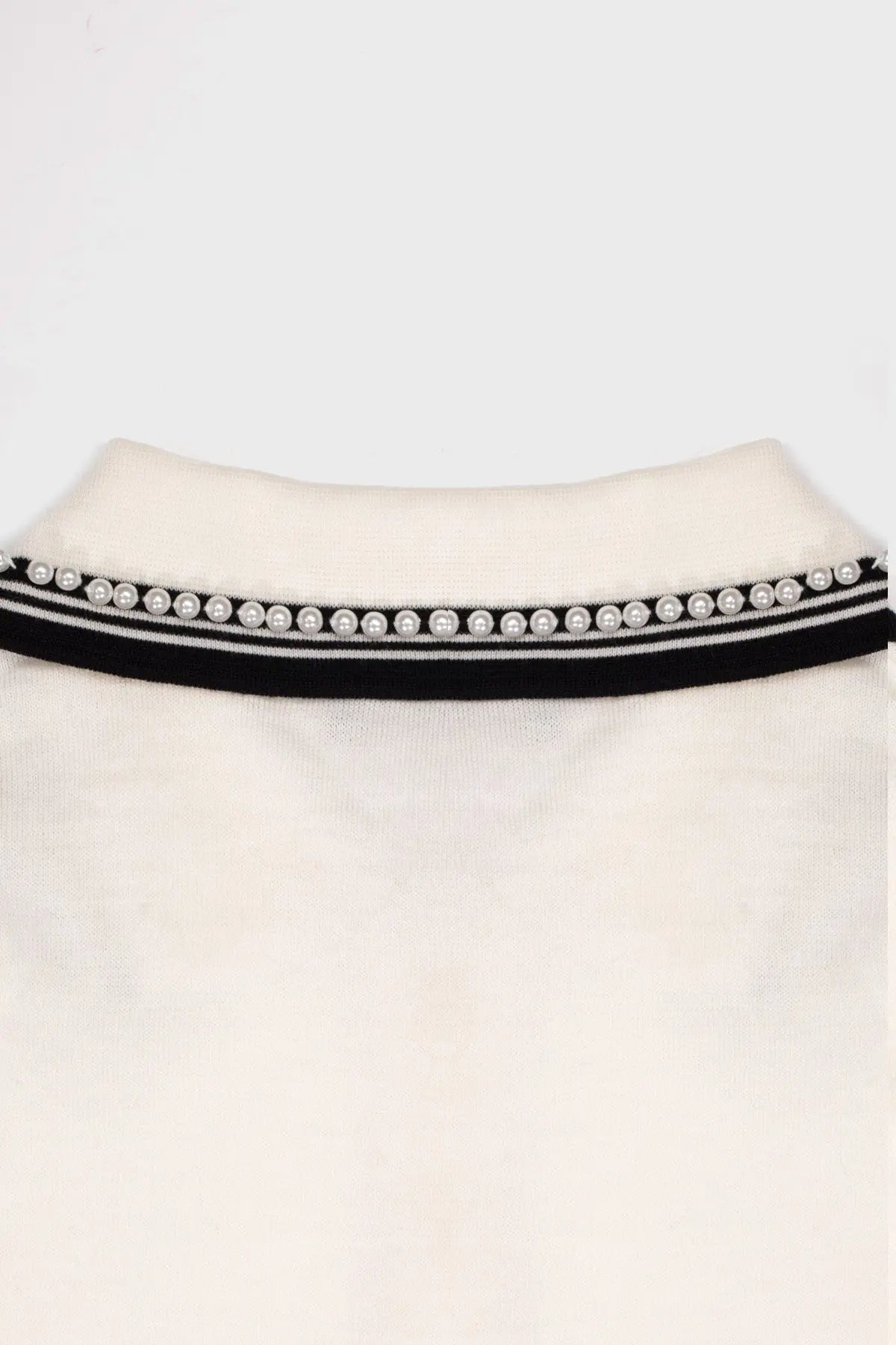 Ekru Siyah Polo Yaka İncili Kadın Kazak  Mısırlı 1951