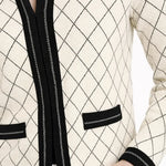 Ekru Siyah Baklava Desenli Kadın Ceket  Mısırlı 1951