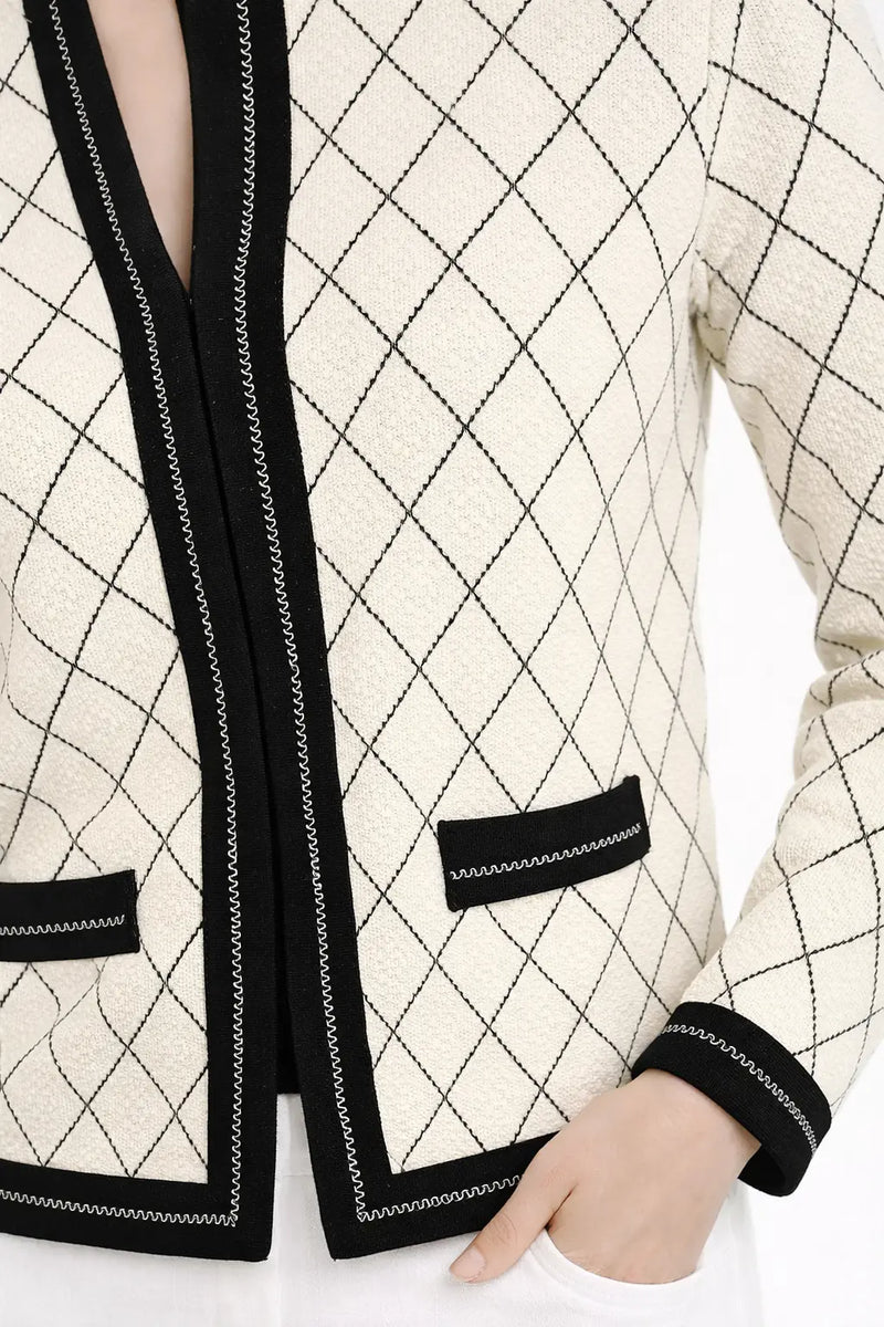 Ekru Siyah Baklava Desenli Kadın Ceket  Mısırlı 1951