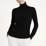 Siyah Boğazlı Kadın Kazak  Mısırlı 1951