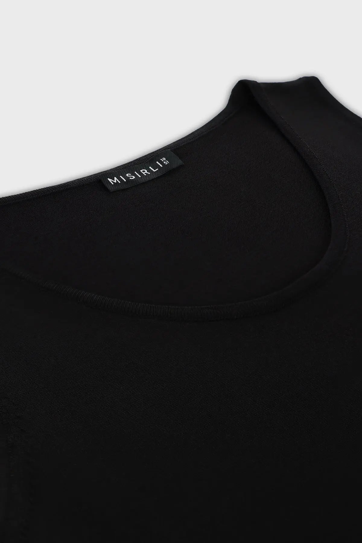 Siyah U Yaka Kolsuz Kadın Atlet  Mısırlı 1951