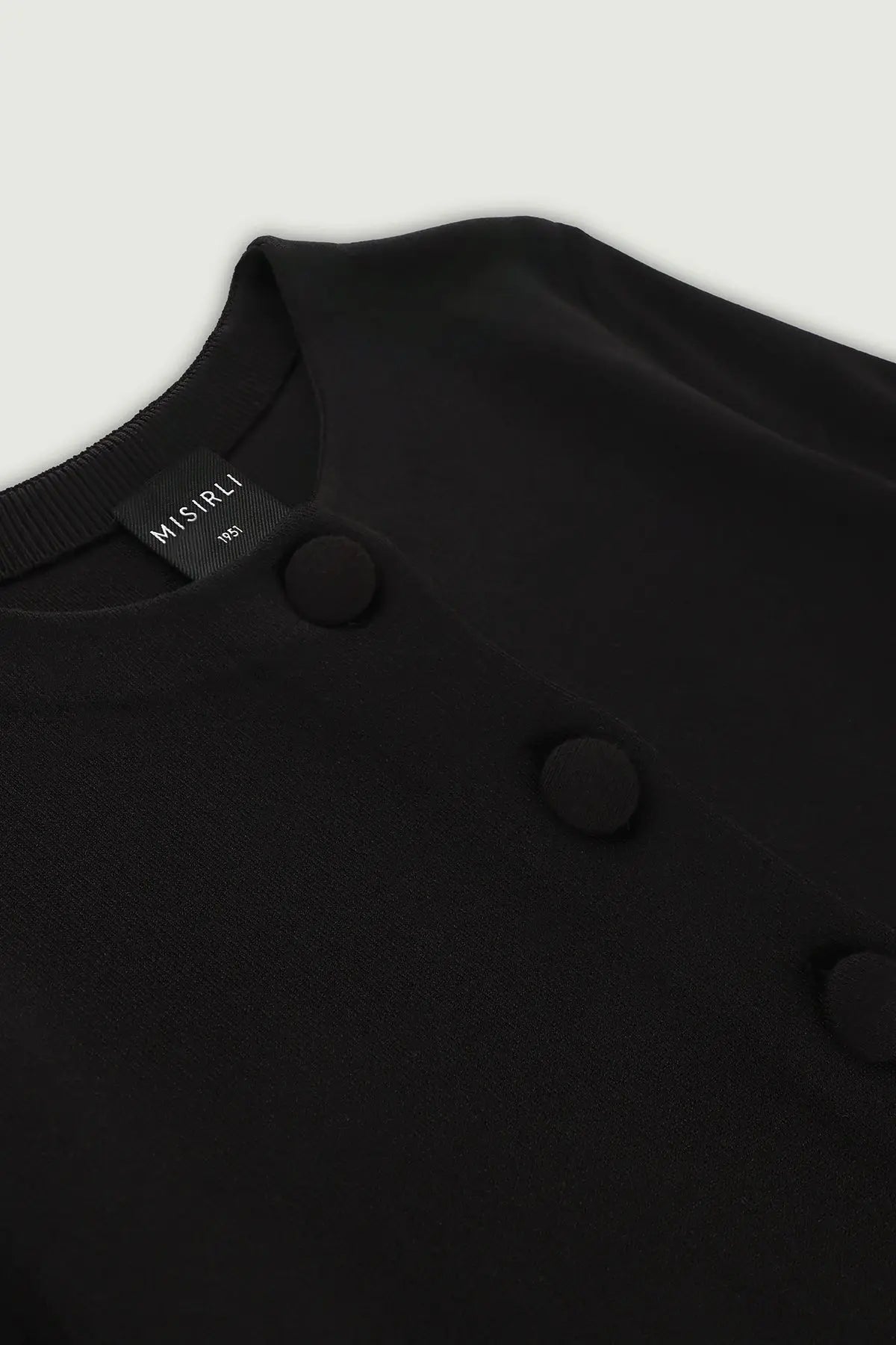 Siyah Truvakar Kollu Düğmeli Kadın Ceket  Mısırlı 1951