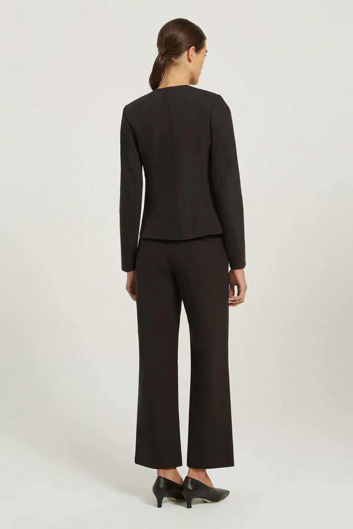 Siyah V Yaka Düğmeli Kadın Ceket  Mısırlı 1951