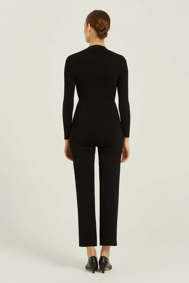 Siyah V Yaka Ribanalı Kadın Hırka  Mısırlı 1951