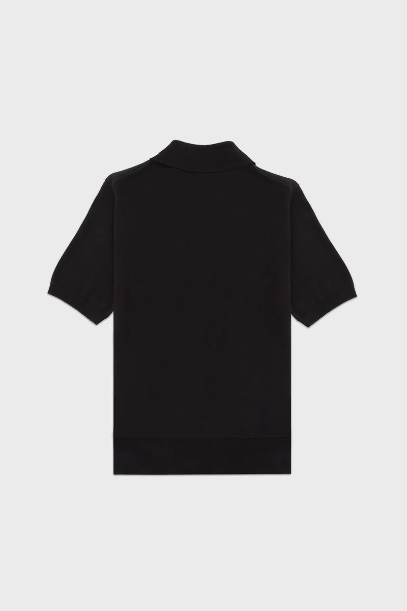 Siyah Polo Yaka Çiçek Düğmeli Kadın Tişört  Mısırlı 1951