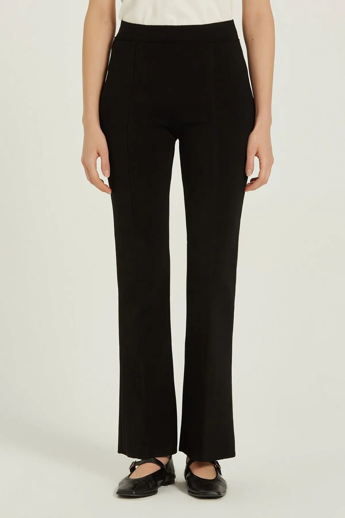 Siyah Nervürlü Flare Kadın Pantolon  Mısırlı 1951