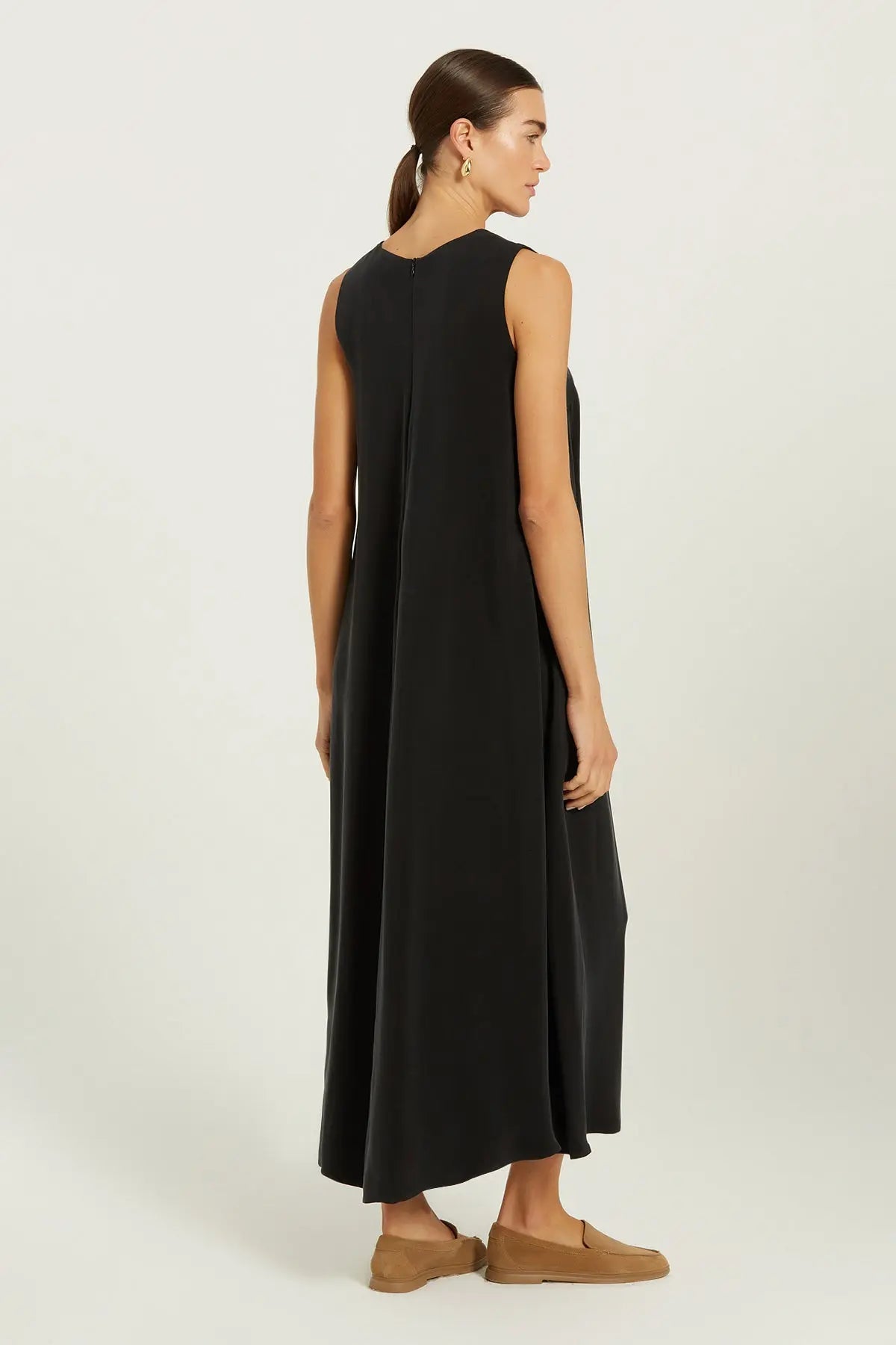 Siyah Cep Detaylı Kolsuz Uzun Elbise  Mısırlı 1951