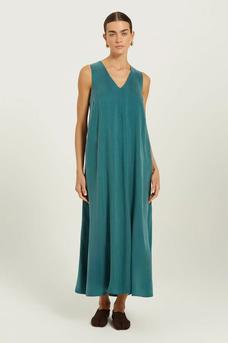 Zümrüt Yeşili Cep Detaylı Kolsuz Uzun Elbise  Mısırlı 1951