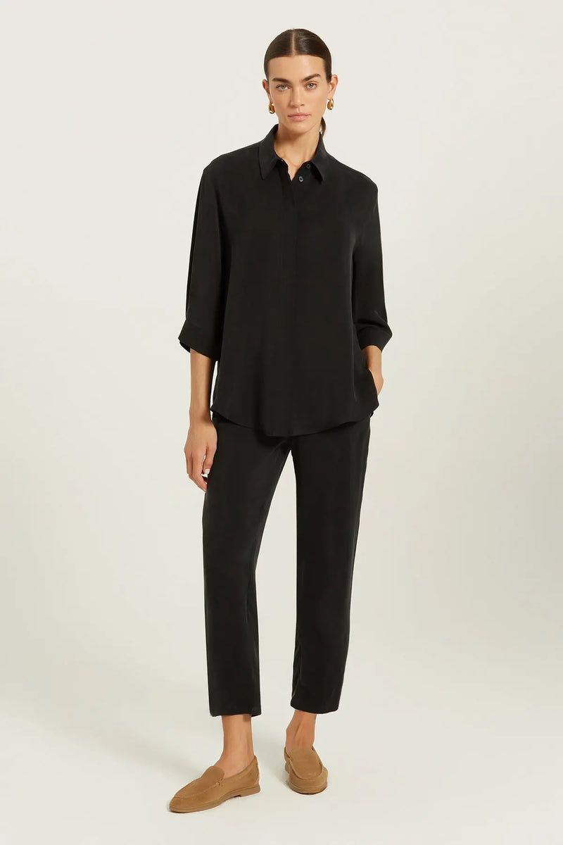 Siyah Truvakar Kollu Kadın Gömlek  Mısırlı 1951