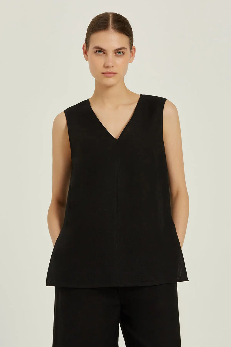 Siyah V Yaka Yırtmaç Detaylı Keten Bluz  Mısırlı 1951