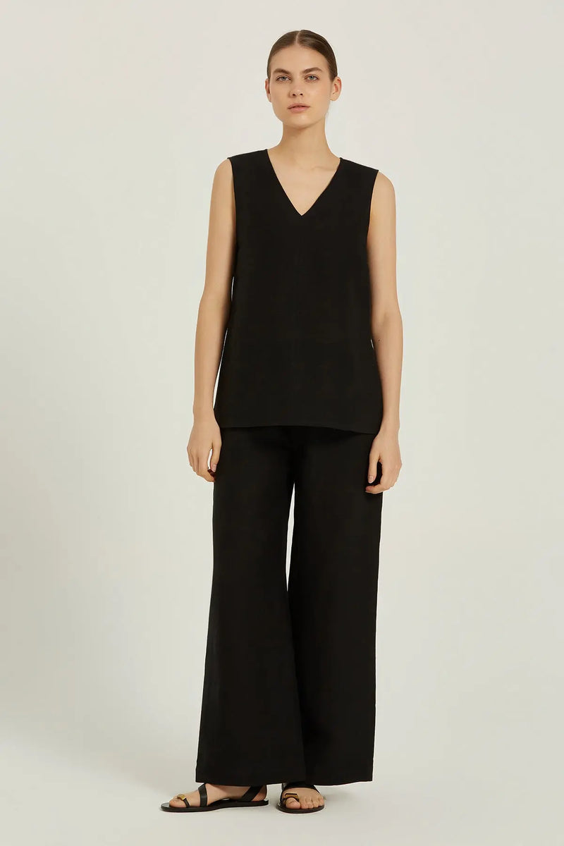 Siyah V Yaka Yırtmaç Detaylı Keten Bluz  Mısırlı 1951