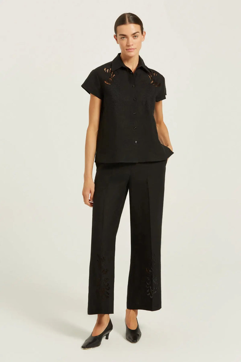 Siyah Fisto Detaylı Kısa Kollu Kadın Gömlek  Mısırlı 1951