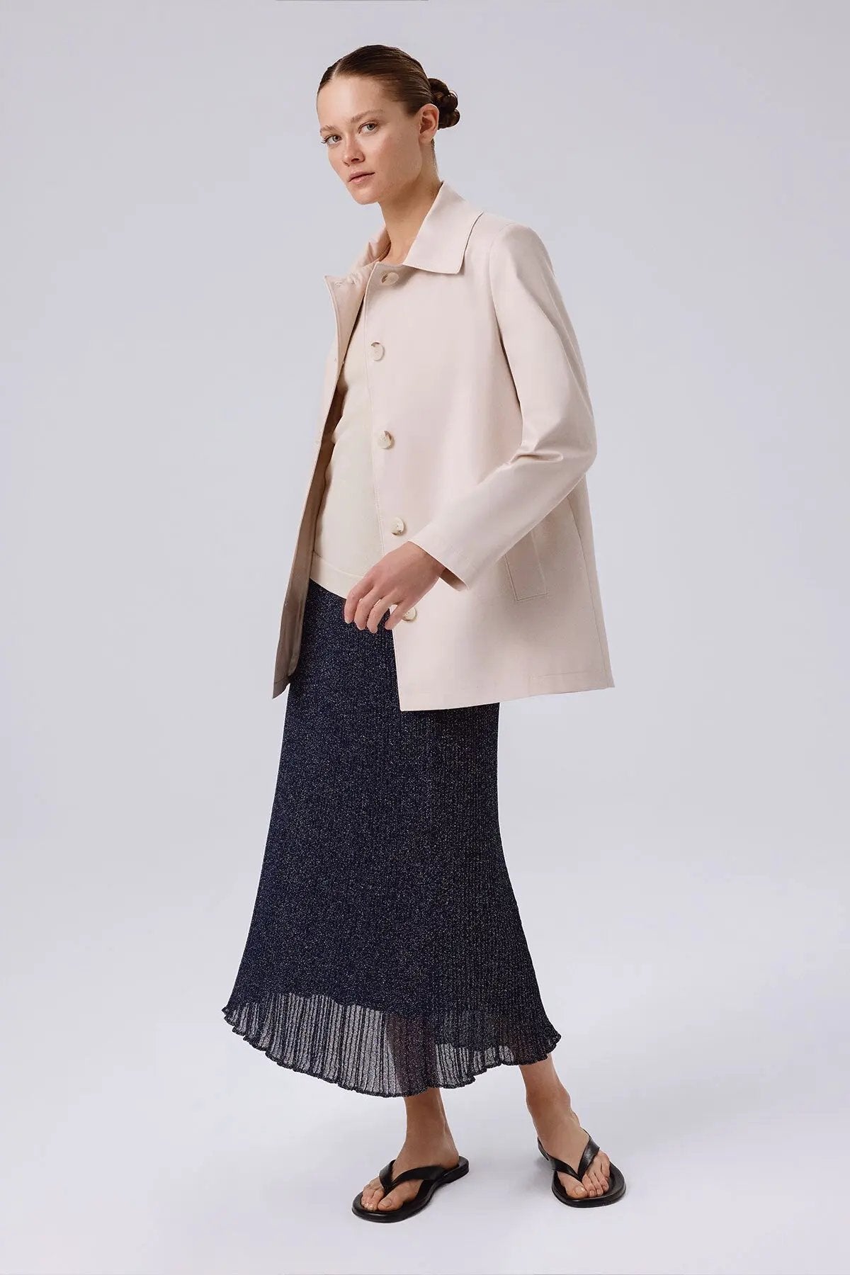 Açık Bej Gömlek Yaka Düğmeli Kadın Trençkot  Mısırlı 1951