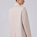 Açık Bej Gömlek Yaka Düğmeli Kadın Trençkot  Mısırlı 1951