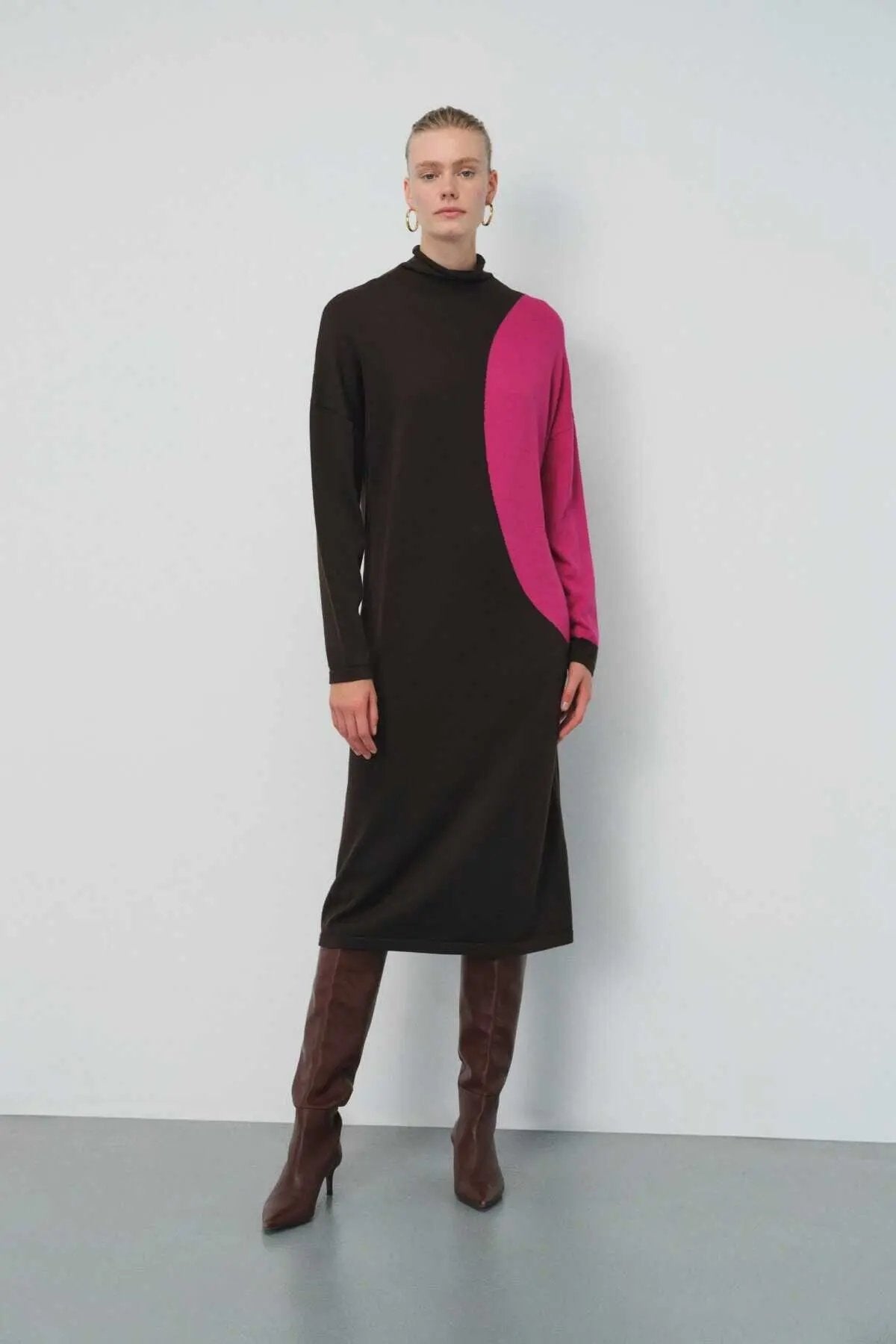 Boğazlı Kahverengi Elbise  Mısırlı 1951