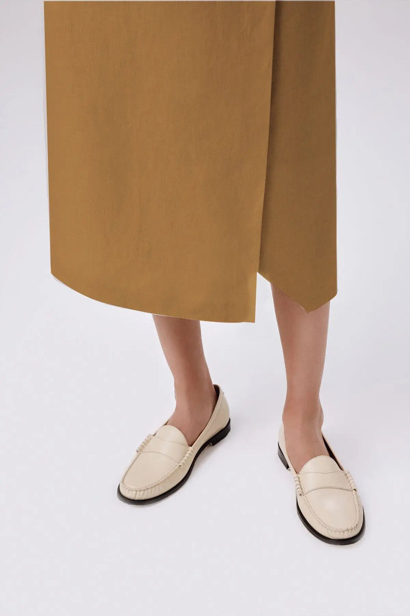 Camel Kruvaze Asimetrik Yırtmaçlı Midi Etek