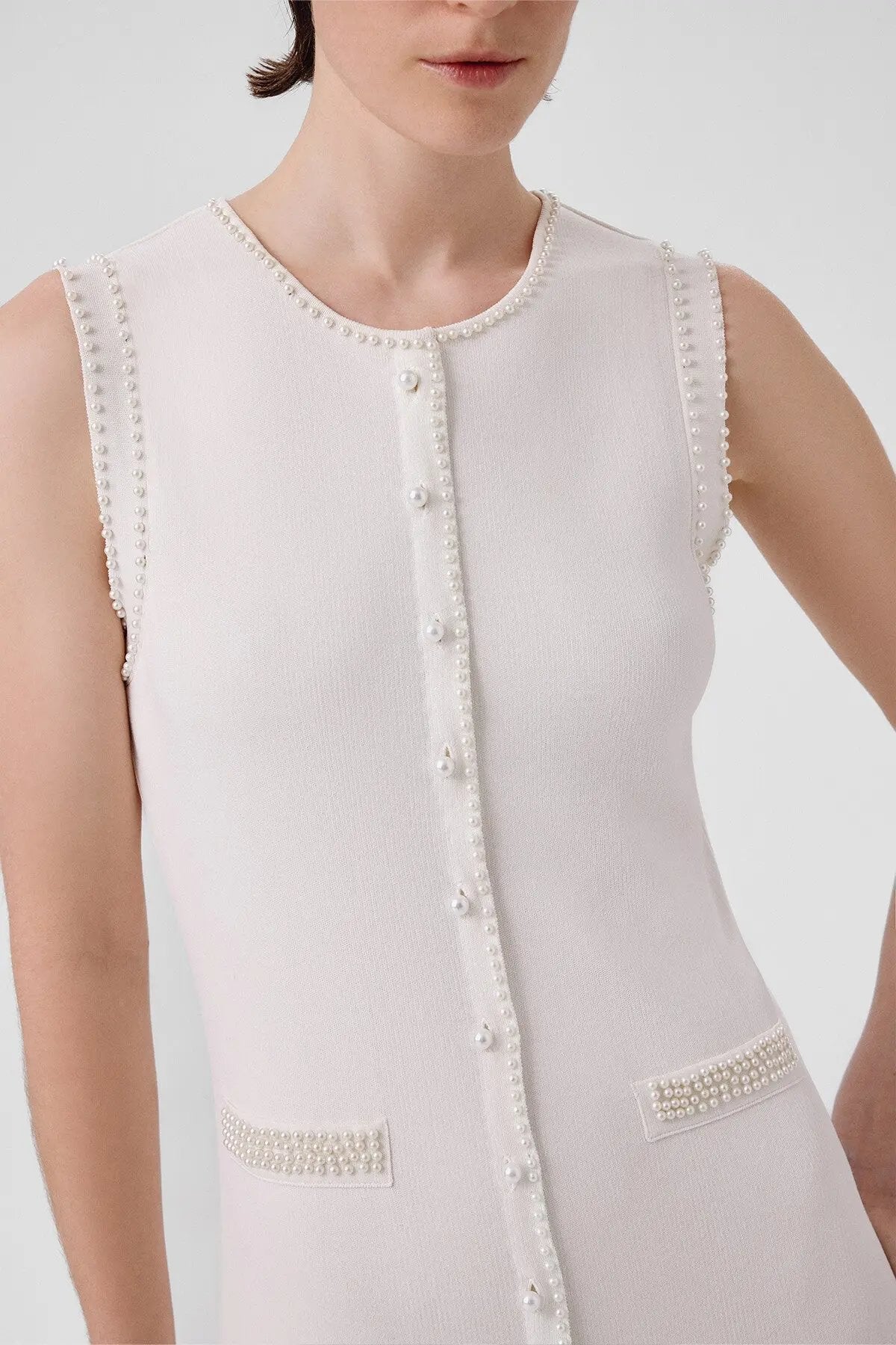 Ekru İnci İşlemeli Eteği Piliseli Uzun Elbise  Mısırlı 1951